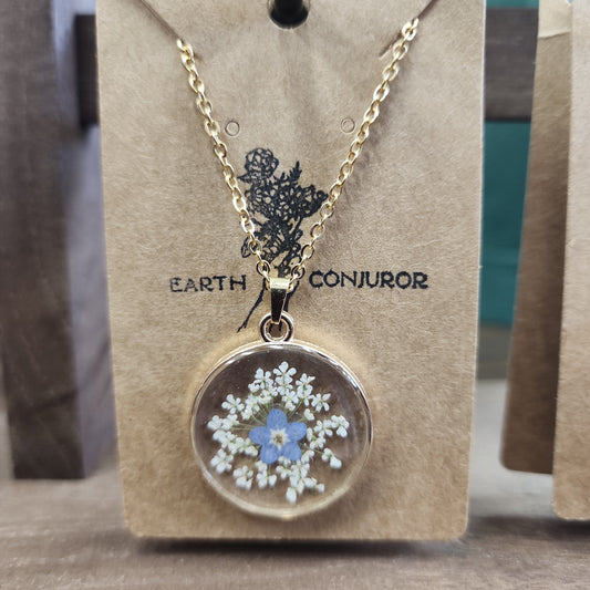 White and Blue Flower Necklace