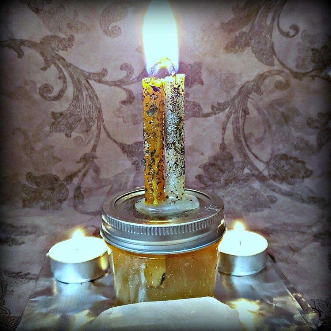 Honey Jar Spell For "Sweetening"