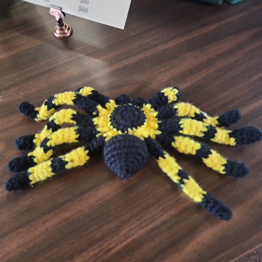 Crochet Creatures - Amigurumi Spider